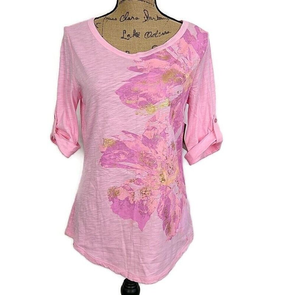 💥5/$25 NWT White Stag sz M T Shirt Pink Floral 3/4 Roll Tab Sleeve Scoop Neck